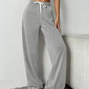 Pantalon de survêtement à jambes larges pour femmes - confort et style ultimes avec un tissu doux et extensible pour une journée décontractée et à la mode