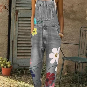 Salopette en denim élégante pour femmes avec imprimé floral et poches pratiques - parfaite combinaison décontractée à porter tous les jours