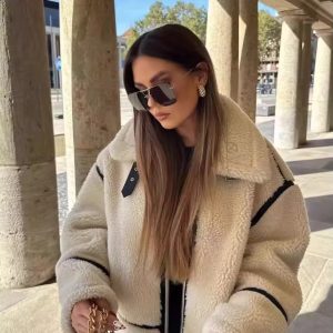 Veste Douce Abricot à Col en Fourrure