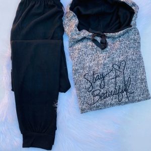 Pyjama pour femme avec capuche