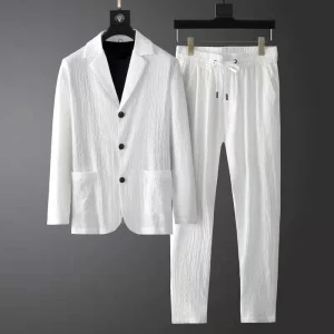 Costume décontracté élégant pour hommes - Blazer ajusté et pantalon de jogging avec tissu texturé et fermeture à 3 boutons