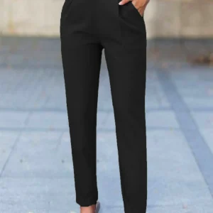 Pantalon tailleur pour femmes - Look de bureau élégant pour une tenue polyvalente et professionnelle