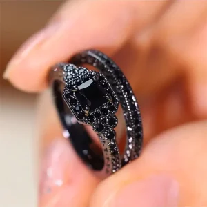 Ensemble de bagues vintage noires
