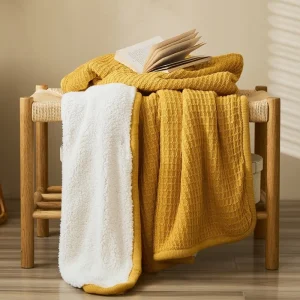 Plaid en Pilou Pilou jaune