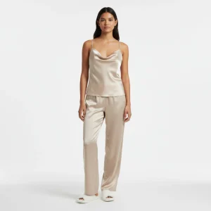 Ensemble Pyjama Satin Femme Élégant et Fluide – Douce Séduction